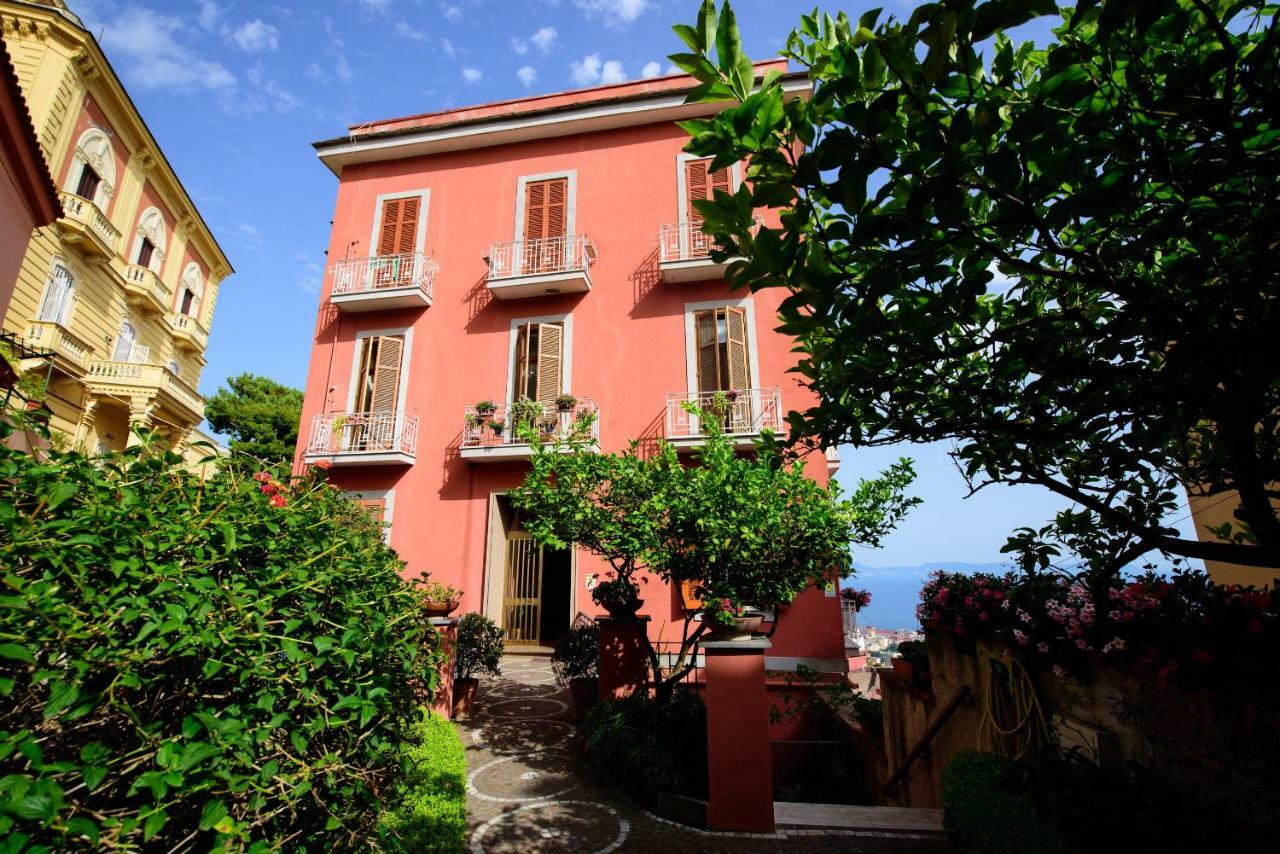 Appartamento Panoramico "Il Glicine" Nápoles Exterior foto